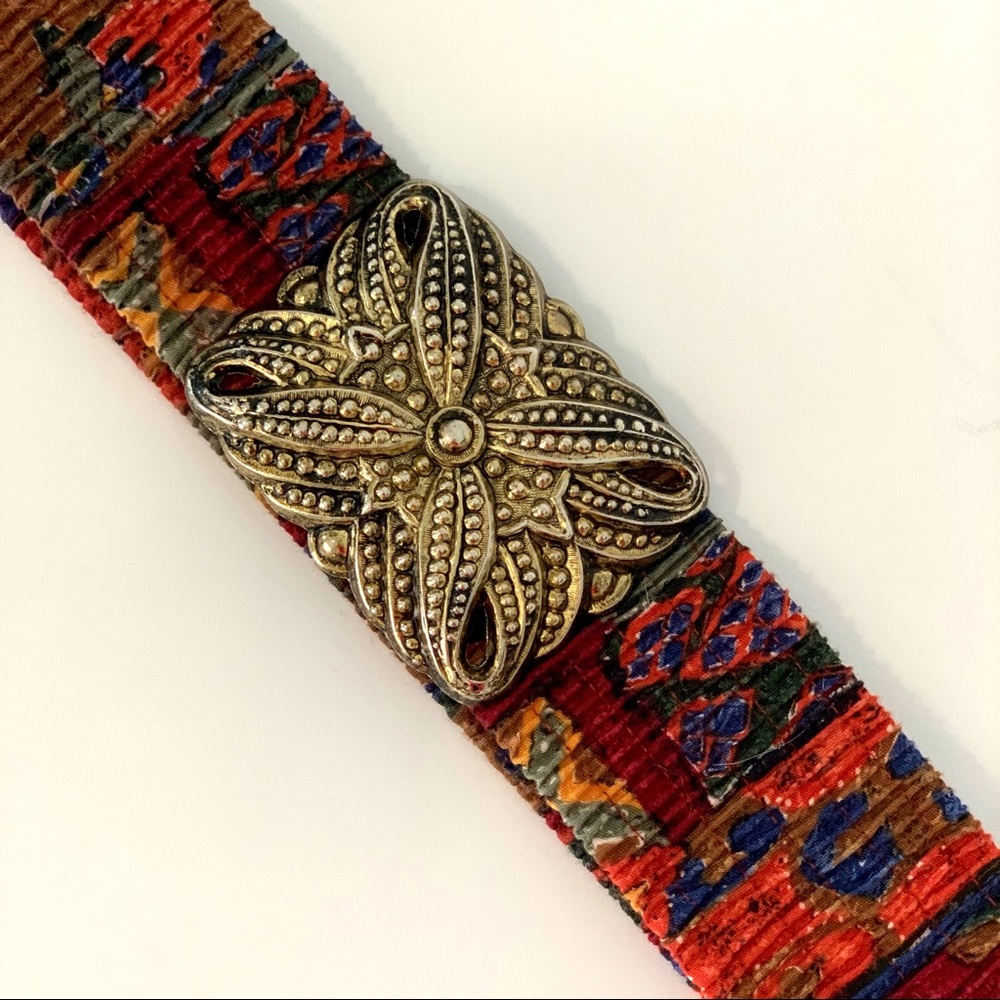 VINTAGE 1980’s Multicolor Elastic Belt w/ Buckle - Picture 3 of 4